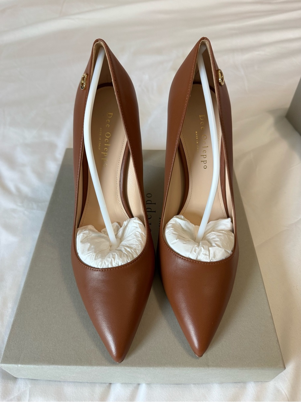 Women's Brown Leather Pointed-Toe Pumps